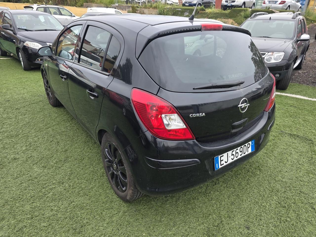 Opel Corsa 1.2 85CV 5 porte GPL euro 5. 2012