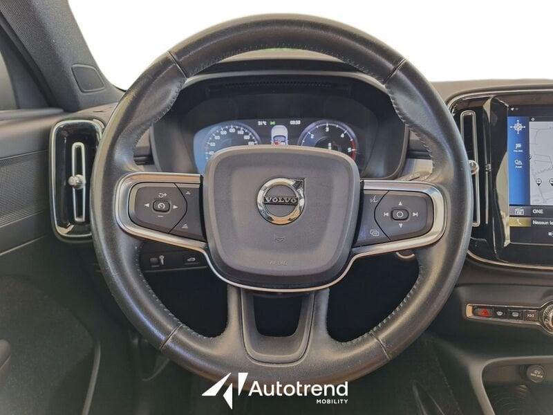 Volvo XC40 D3 150 CV Automatica Momentum