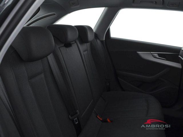 AUDI A4 2.0 TDI 150 CV S tronic Business