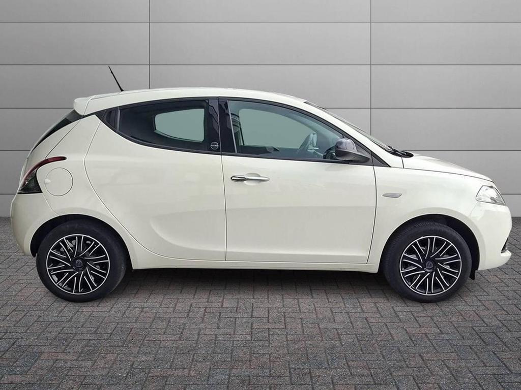 Lancia Ypsilon 5 Porte 1.0 FireFly Hybrid Gold