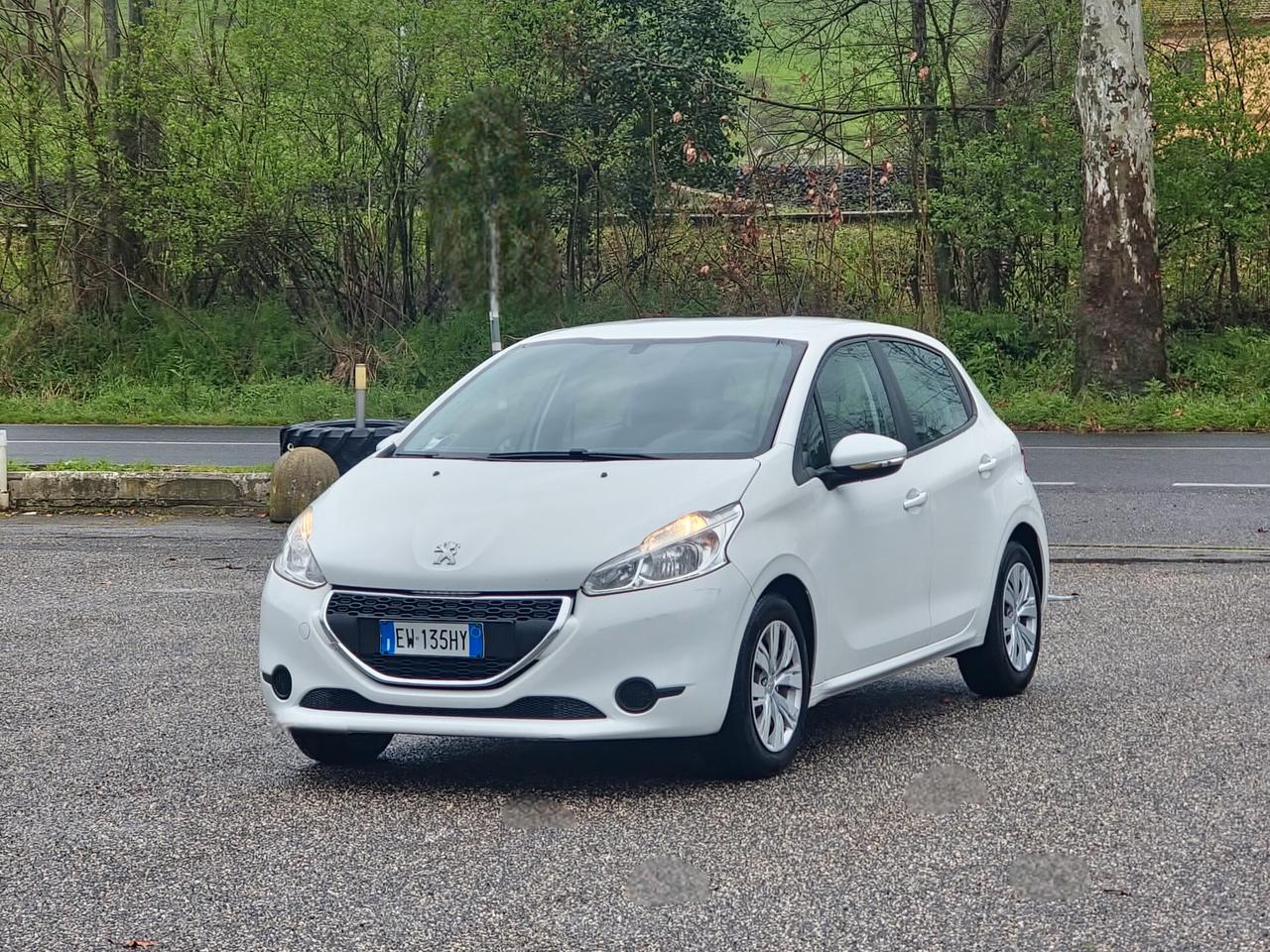 Peugeot 208 PureTech 82 5 porte Allure 2014 E-B5 Manuale