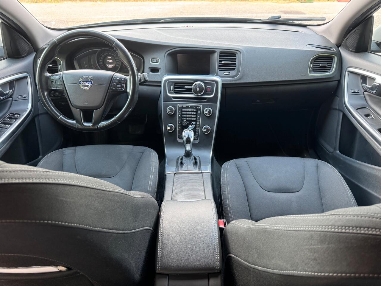 Volvo V60 D2 Geartronic Summum