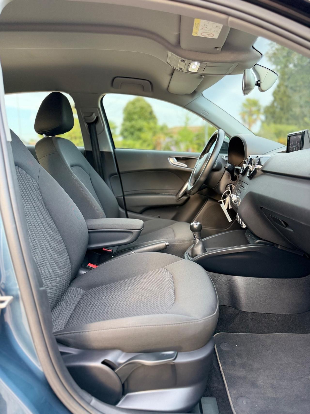 Audi A1 1.6 TDI 116 CV s line