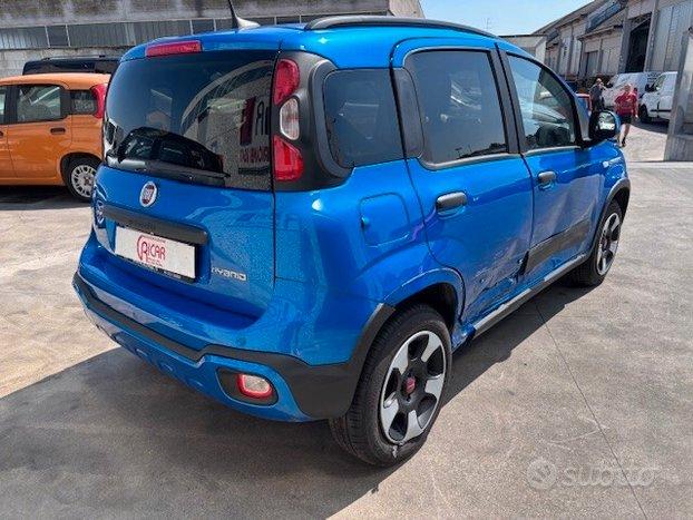 Fiat Panda Cross 1.0 FireFly S&S Hybrid