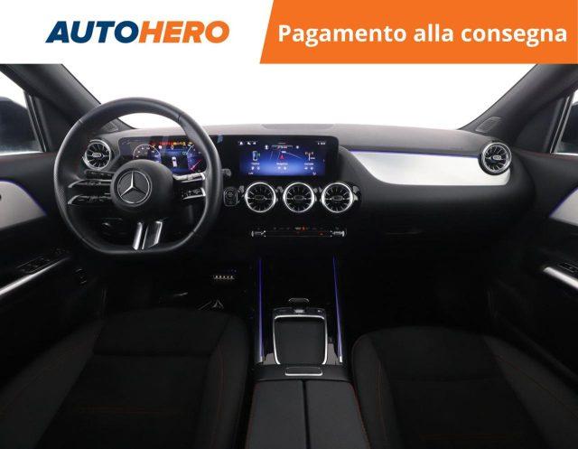 MERCEDES-BENZ GLA 180 Automatic AMG Line Premium