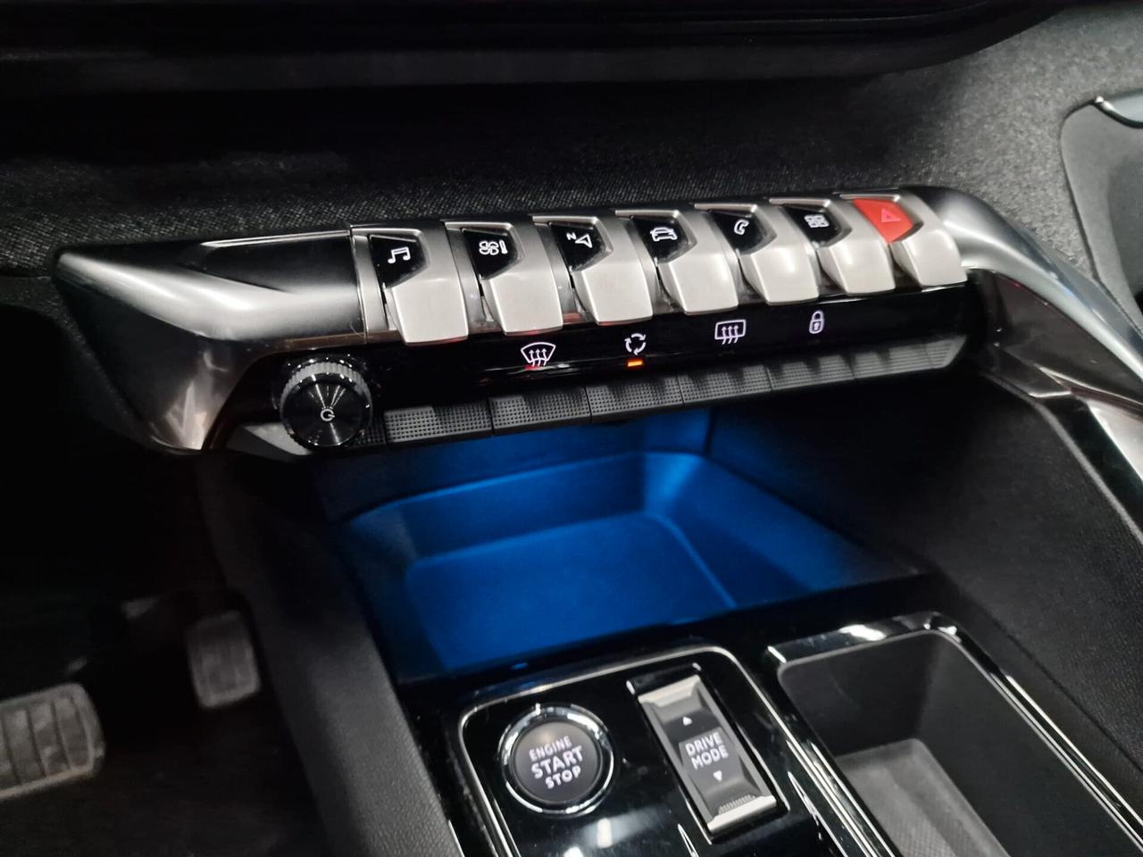 Peugeot 3008 1.5 BlueHDi 130 S&S EAT8 Allure