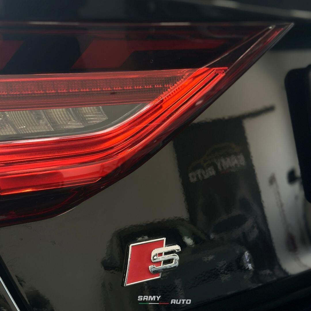 Audi A1 SPB 40 TFSI S tronic Identity Black
