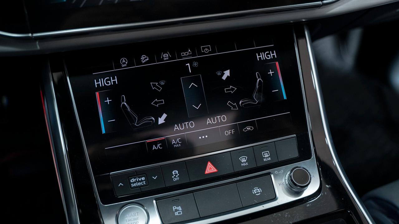 Audi Q8 50 3.0 TDI MHEV QUATTRO S LINE 22" TETTO SOSPENSIONI LUCI FULL OPTIONAL