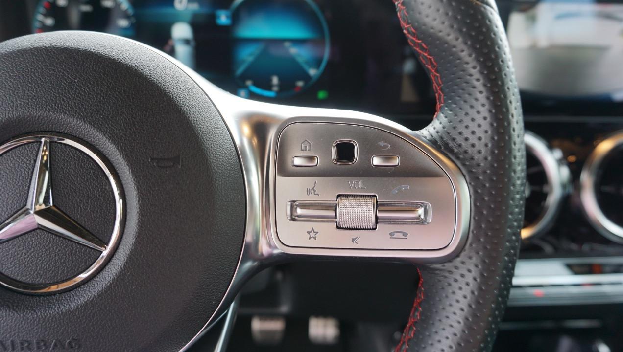 Mercedes B 180 Premium AMG