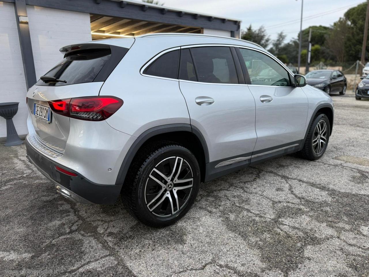 MERCEDES-BENZ GLA 200 d Automatic Sport Plus
