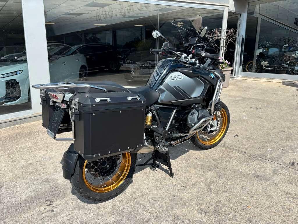 Bmw R 1250 GS Trple Black Adventure 2023/ KM 16.000 Tua a solo 199 Euro al mese