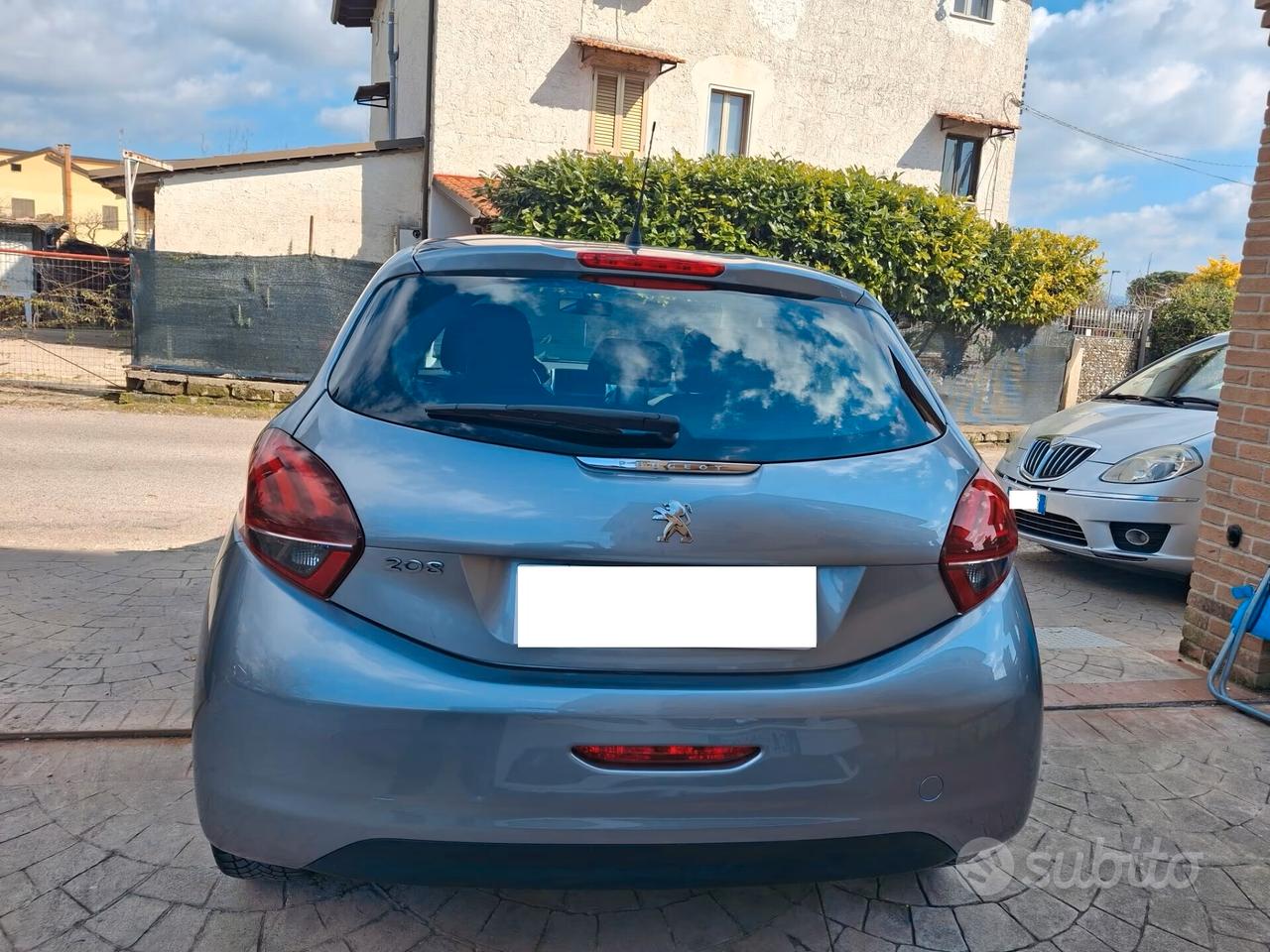 Peugeot 208 PureTech 82 5 porte Allure CERCHI CLIMA CRUISE MULTIFUNZIONE BLUETOOTH NAVIGATORE