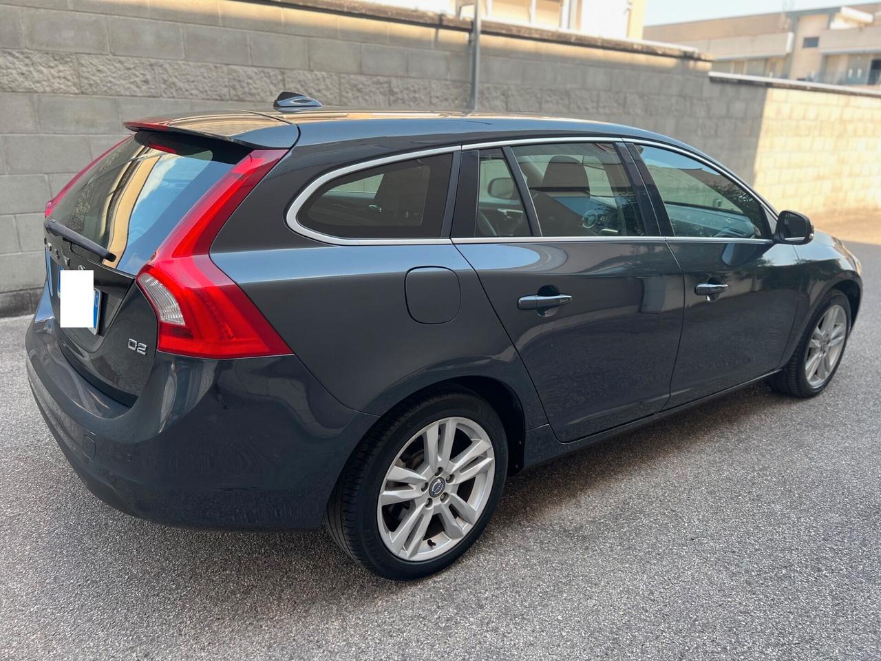 Volvo V60 1.6 d2 115cv Business TELPDC/CLIMA