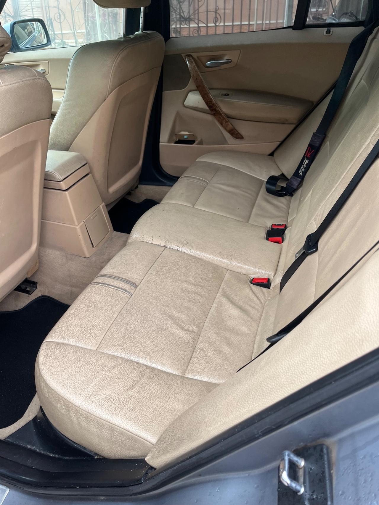 Bmw X3 2.0d cat Futura