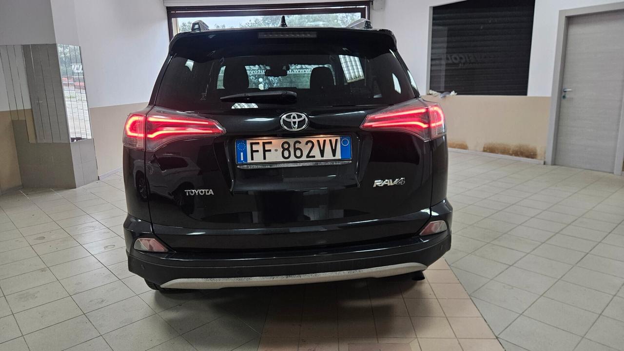 Toyota RAV 4 RAV4 2.0 D-4D 2WD Lounge