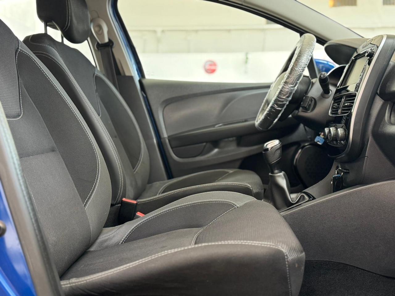 Renault Clio TCe 12V 90 CV GPL 5 porte Moschino Intens
