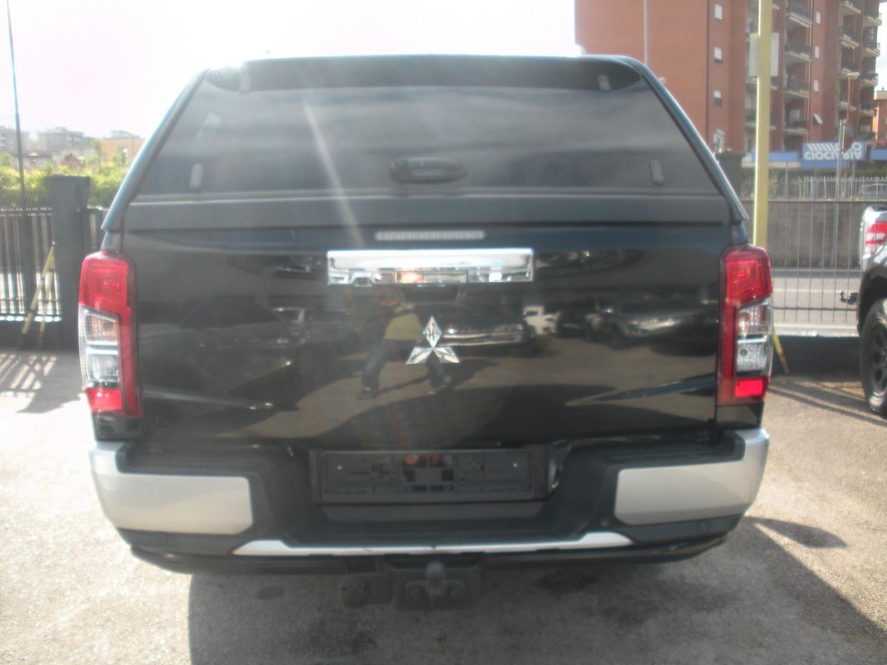 Mitsubishi L200 2.3 D Double Cab 4x4 Super Select Intense aut.