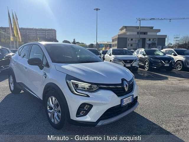 Renault Captur TCe 12V 100 CV GPL FAP Intens - VISIBILE IN VIA DI TORRESPACCATA 111