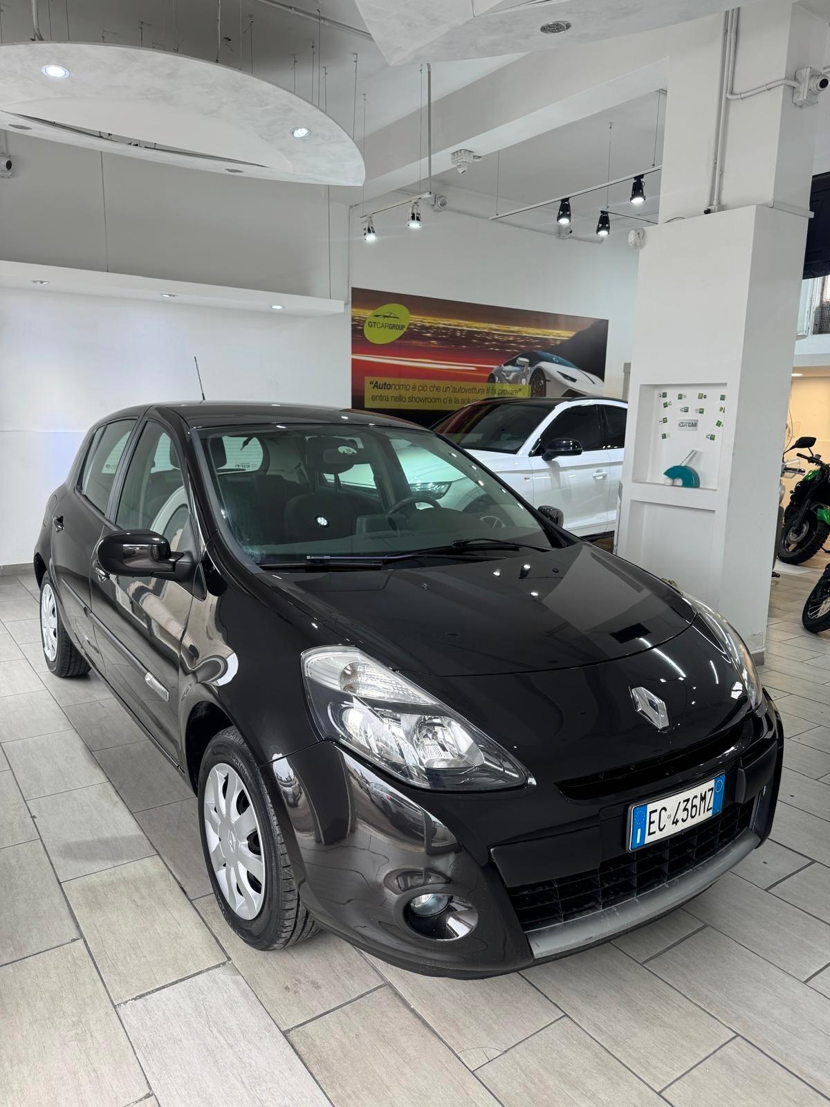 Renault Clio 1.2 16V 5 porte Luxe