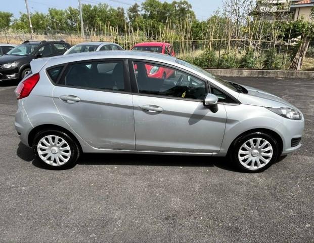 Ford Fiesta 1.5 tdci 75cv 5p