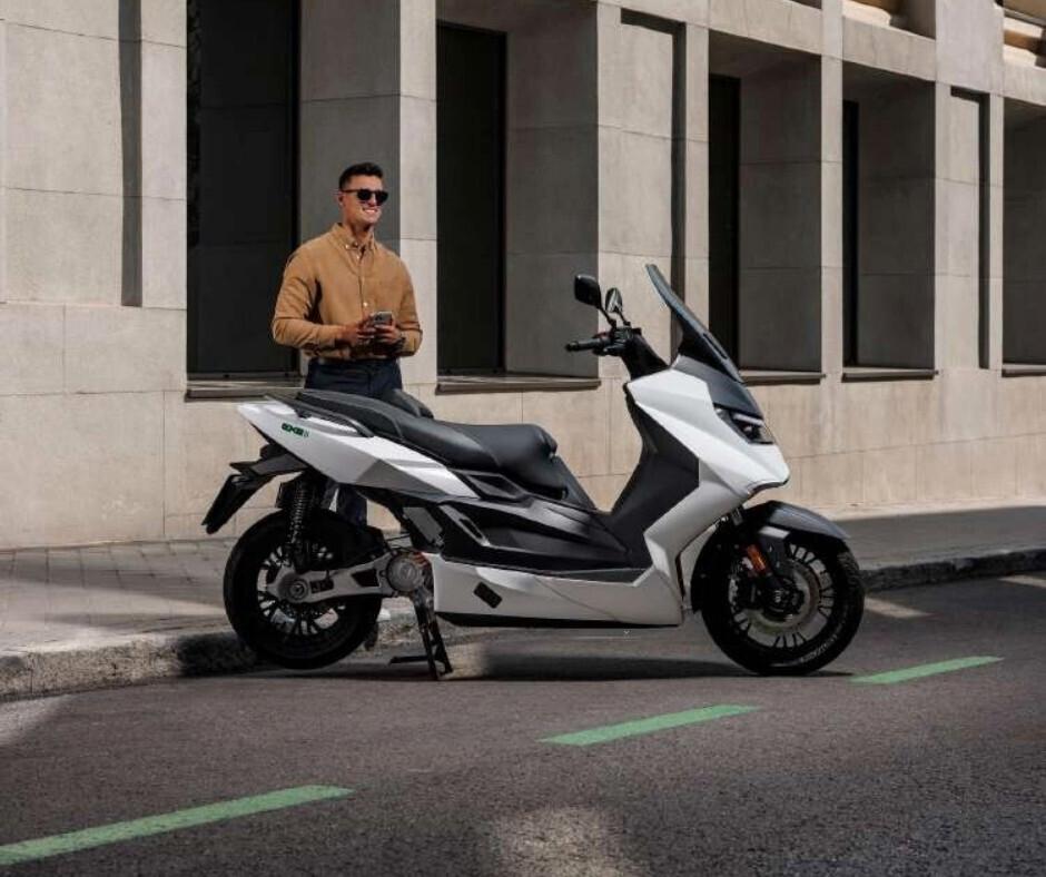 Nerva EXE II Scooter Elettrico 125CC