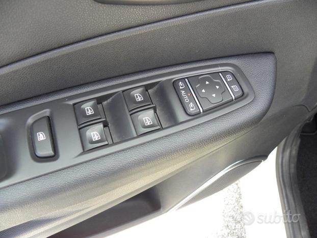 RENAULT Captur dCi 8V 90 CV Sport Edition