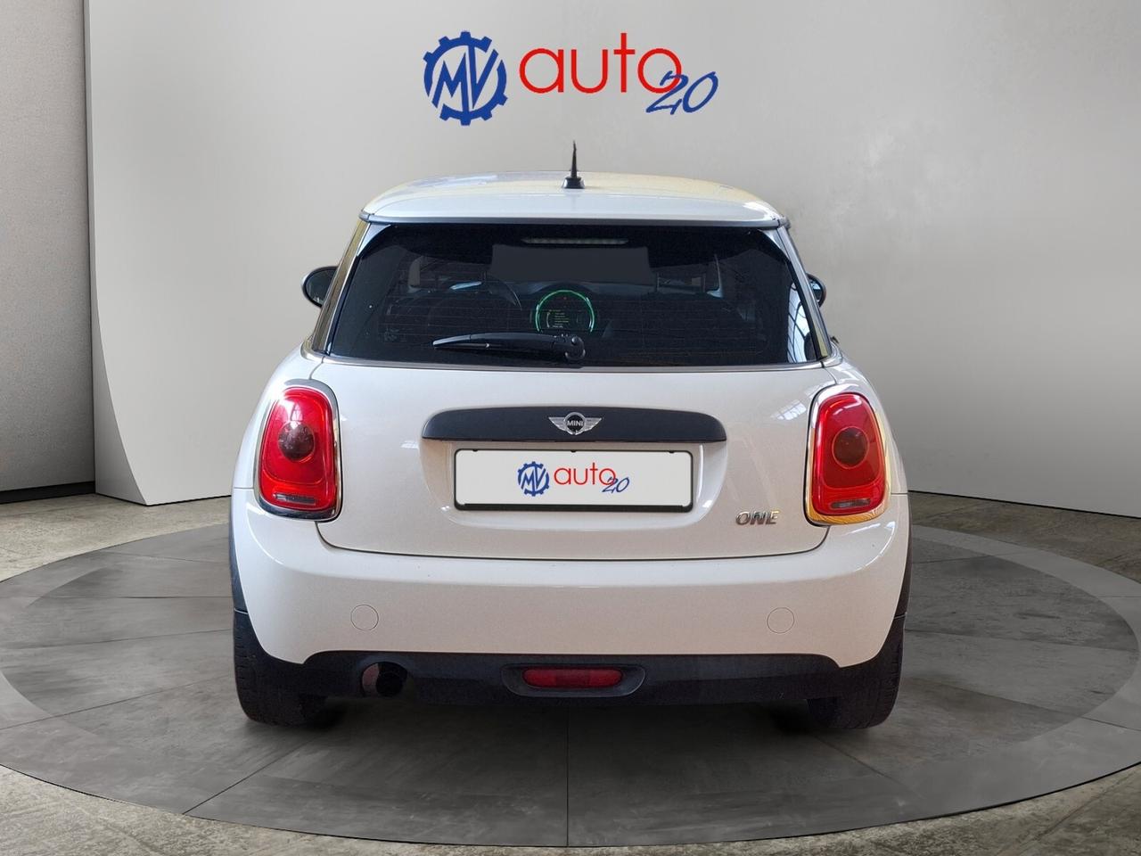 Mini 1.2 One Boost 75cv vetri privacy