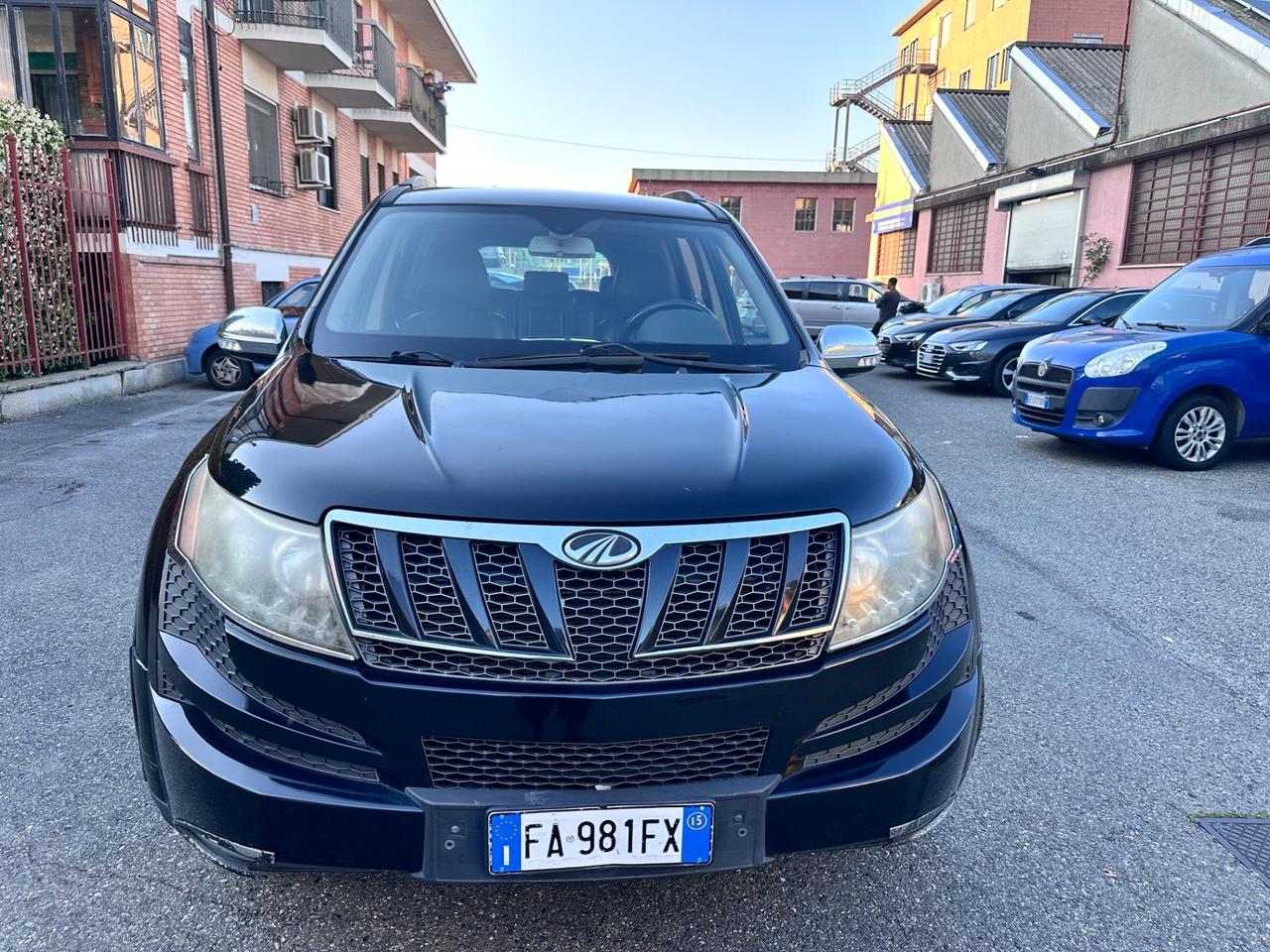 Mahindra XUV500 2.2 16V AWD W8