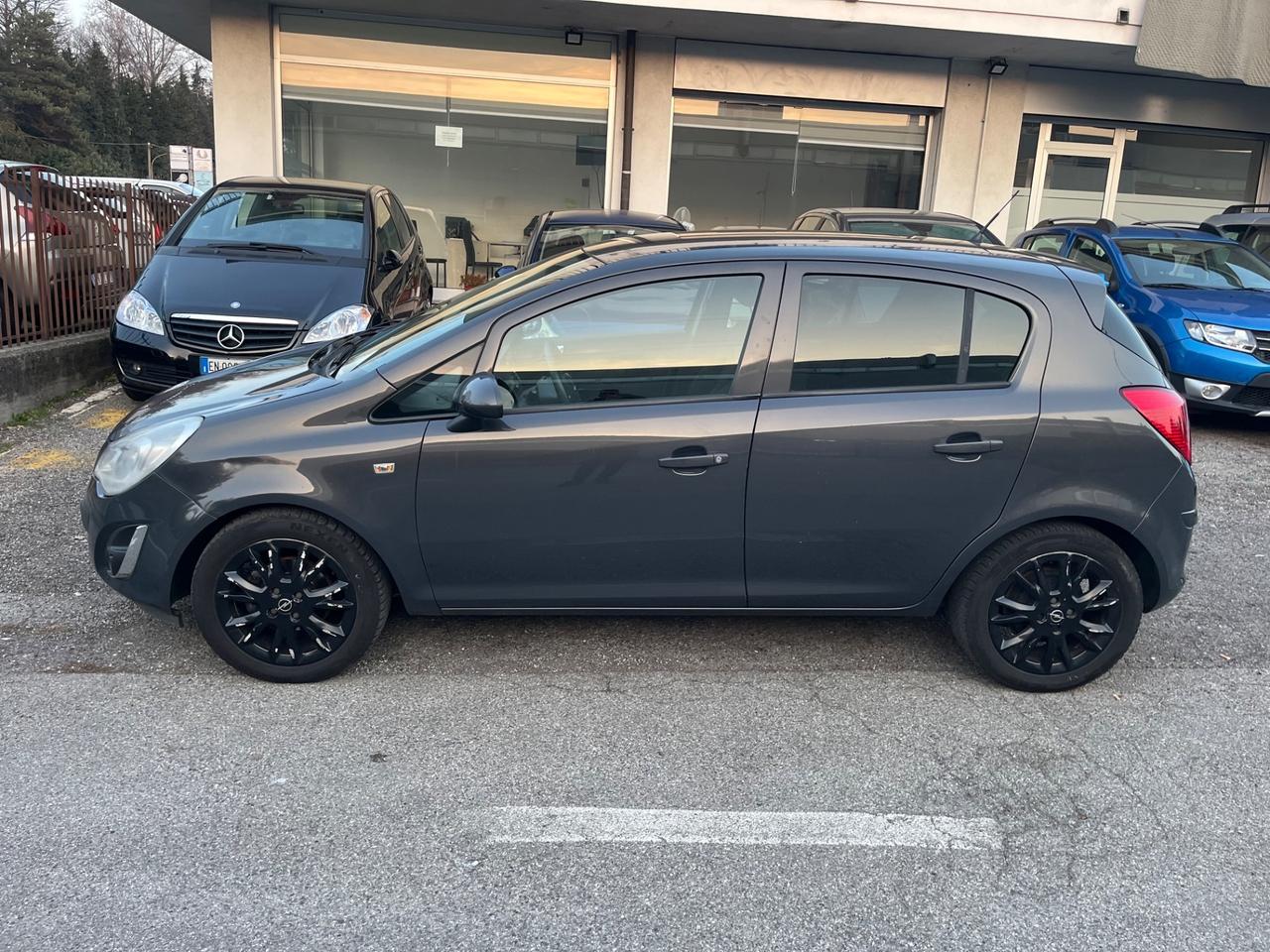 Opel Corsa 1.2 85CV 5 porte GPL-TECH Edition