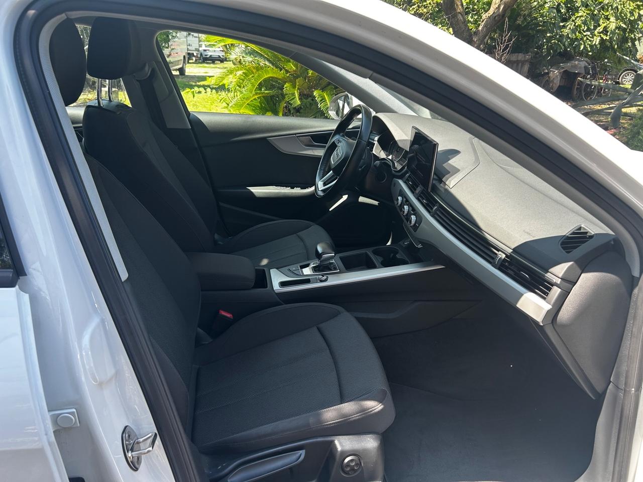 Audi A4 Avant 35 TDI/163 CV S tronic Business Advanced
