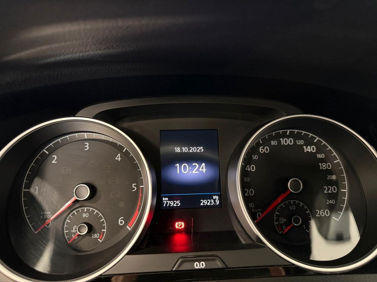 Volkswagen Golf 1.6 TDI 115 CV 5p. Executive BlueMotion Technology R-Line