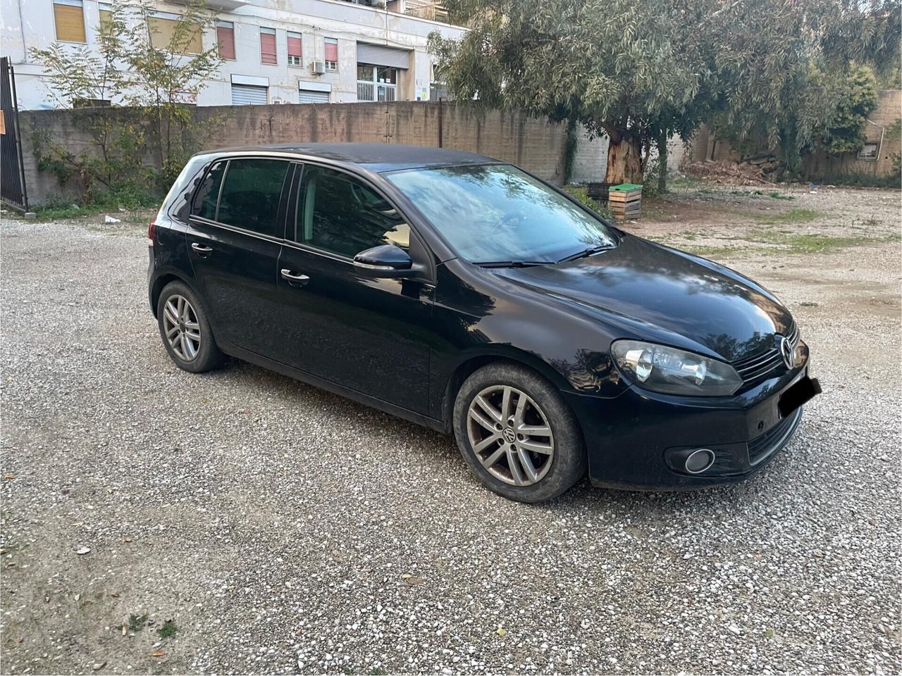 Volkswagen Golf 2.0 TDI 110CV motore sostituito