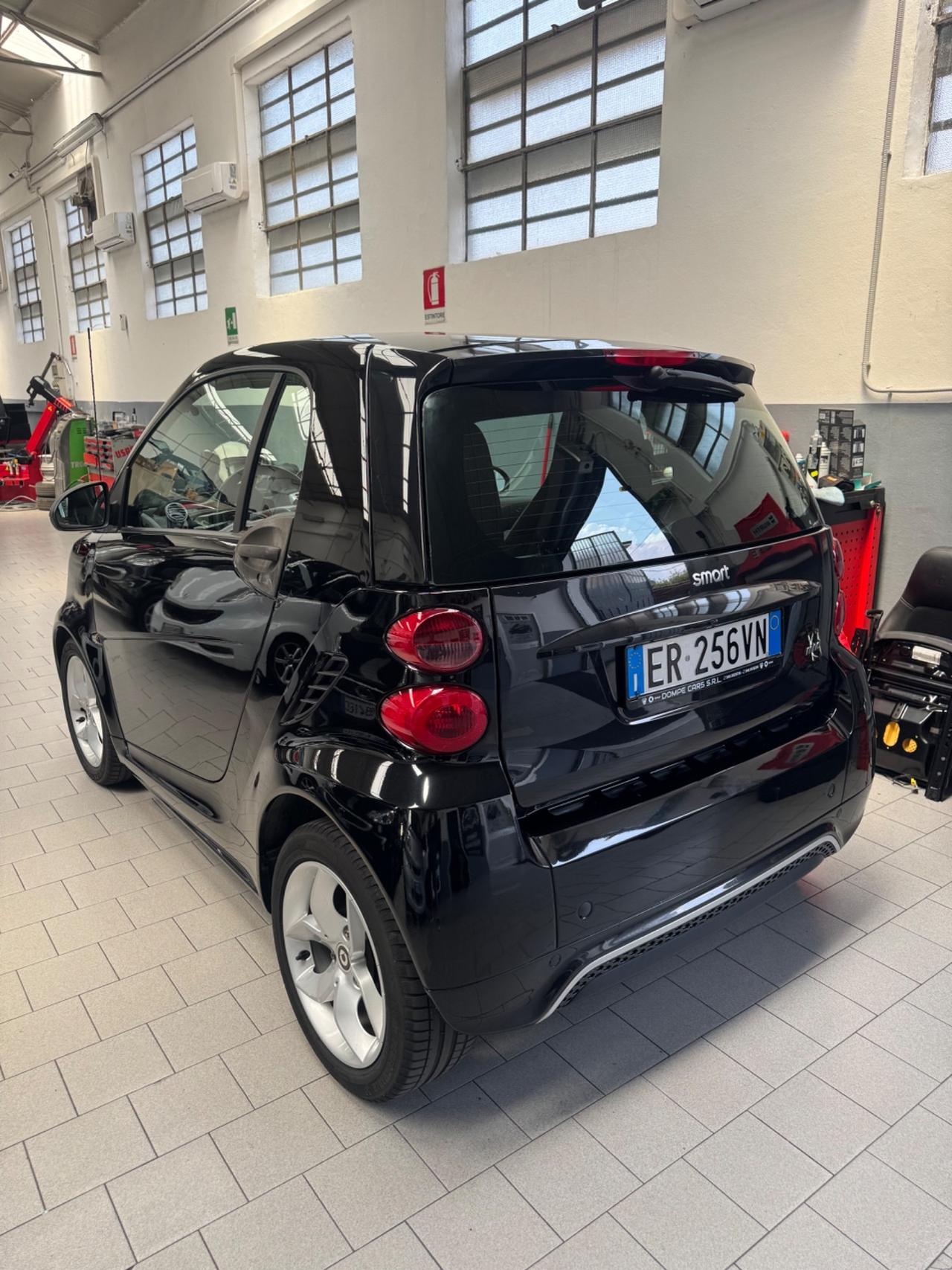 Smart 451 MHD 71cv 52kw euro 5/b ideale x neo patentati