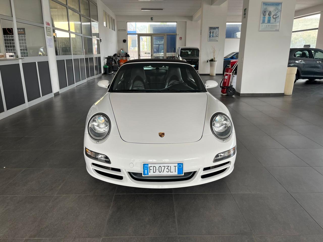 Porsche 911 Carrera 4S Cabriolet