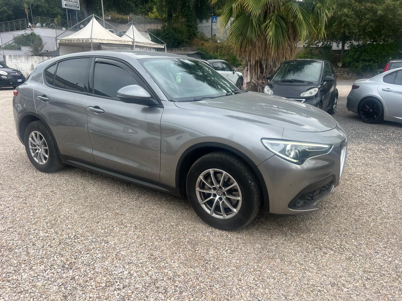 Alfa Romeo Stelvio 2.2 Turbodiesel 180 CV AT8 RWD Super