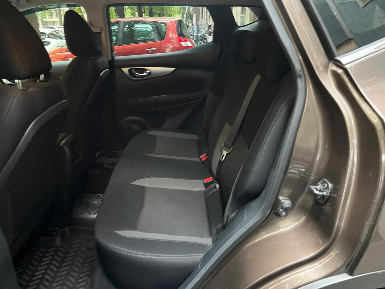 Nissan Qashqai 1.2 DIG-T N-Connecta