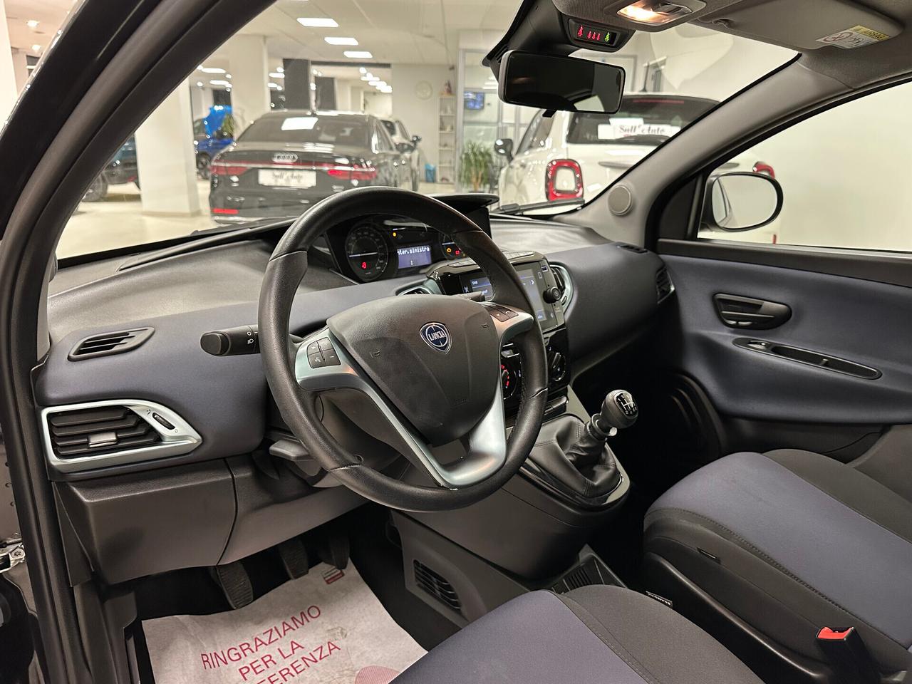 Lancia Ypsilon 1.0 FireFly Hybrid Gold Plus - 2023