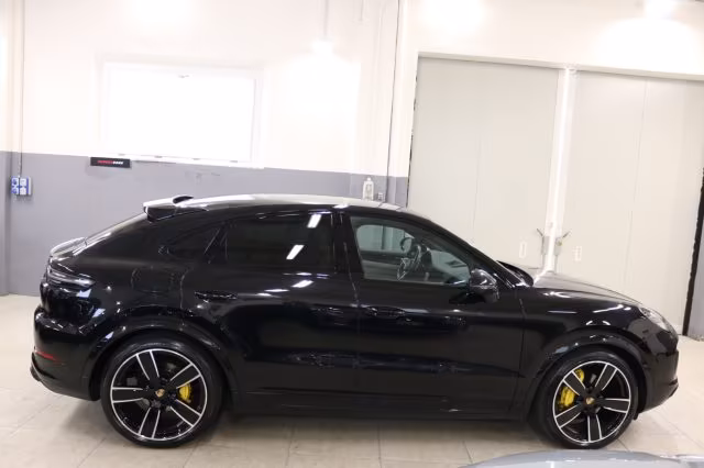 PORSCHE Cayenne Coupé 3.0 V6 Platinum Edition