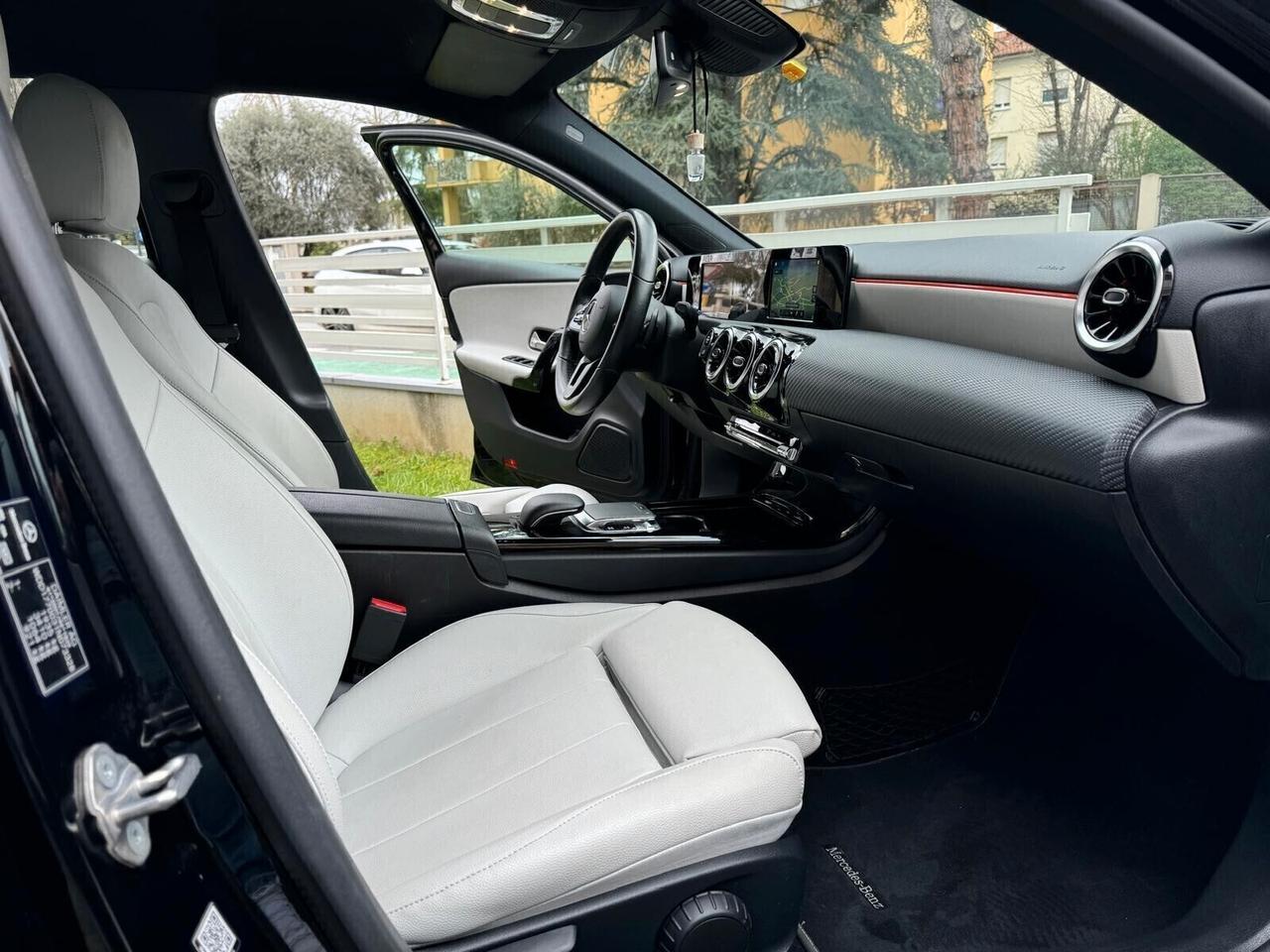 MB CLASSE A 180D AUTOMATIC BUSINESS NAVI