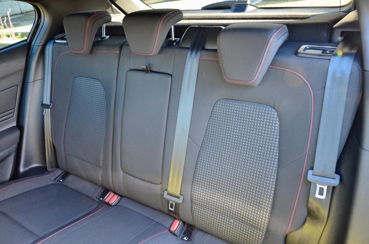 FORD FOCUS 1.0 ECOBOOST HYBRID ST-LINE X 155cv, UFF ITALIANA, SERVICE FORD, RETROCAMERA, APPLE ANDROID, PERMUTE