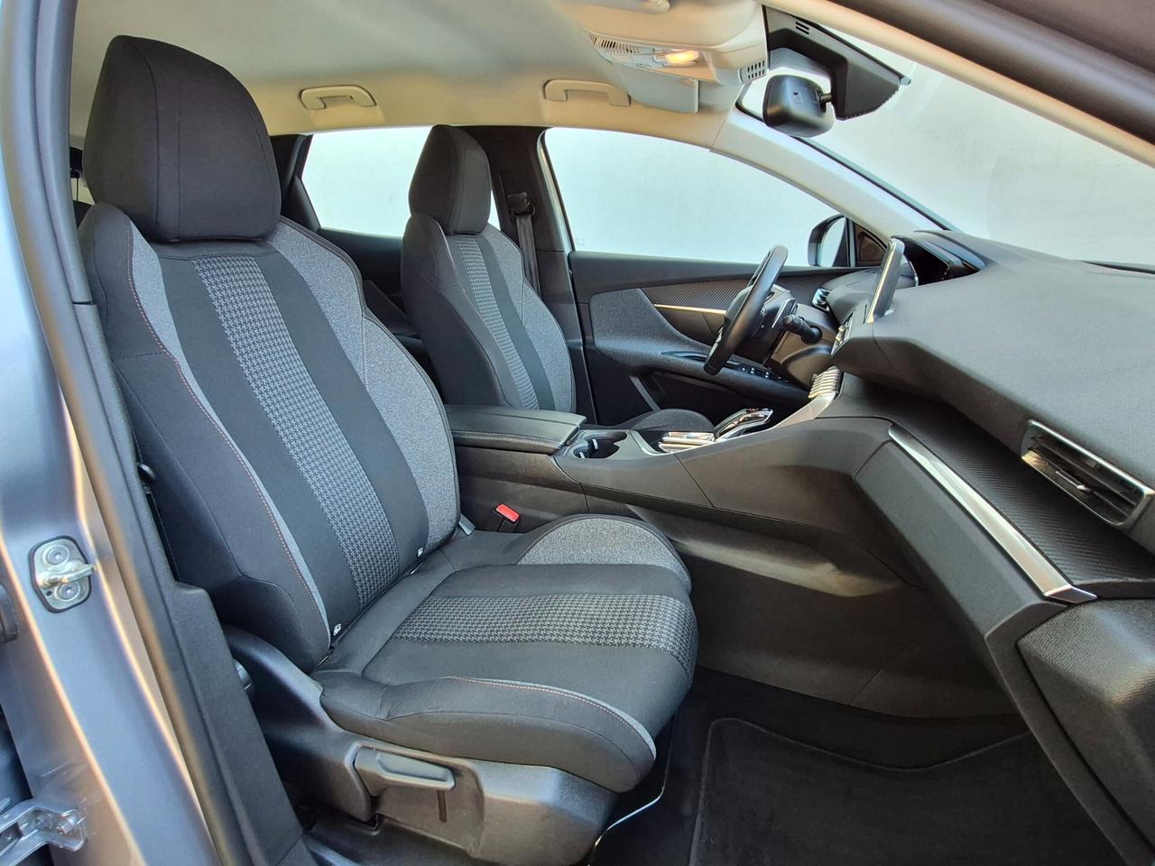 Peugeot 3008 BlueHDi 130 CV EAT8 Active Pack