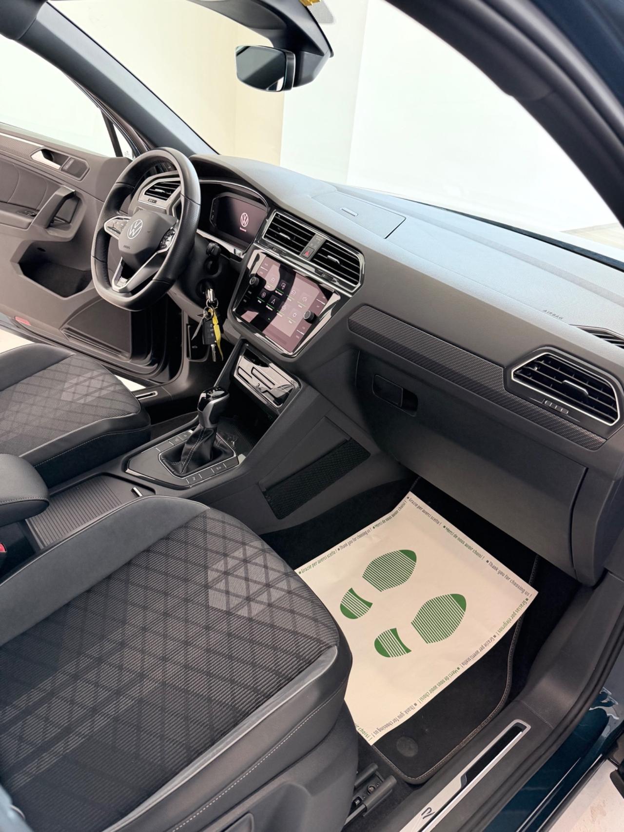 Volkswagen Tiguan 2.0 TDI 150 CV SCR DSG R-Line