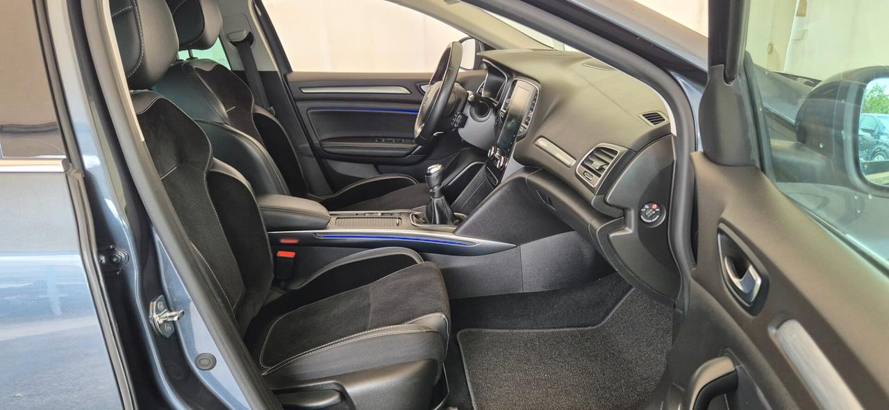 RENAULT MEGANE 1.5DCI 116CV FullOpt. INTENS 2019