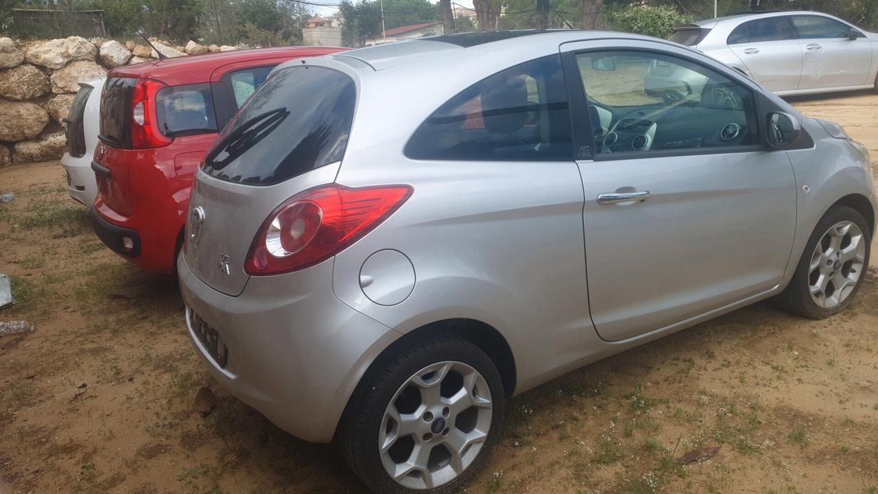 Ford Ka Ka+ 1.2 8V 69CV Titanium 2011