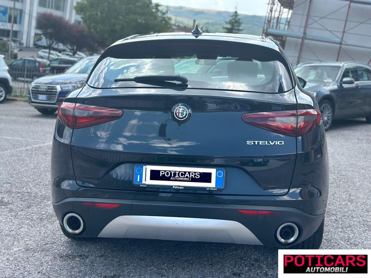 Alfa Romeo Stelvio 2.2 Turbodiesel 160 CV AT8 RWD Business