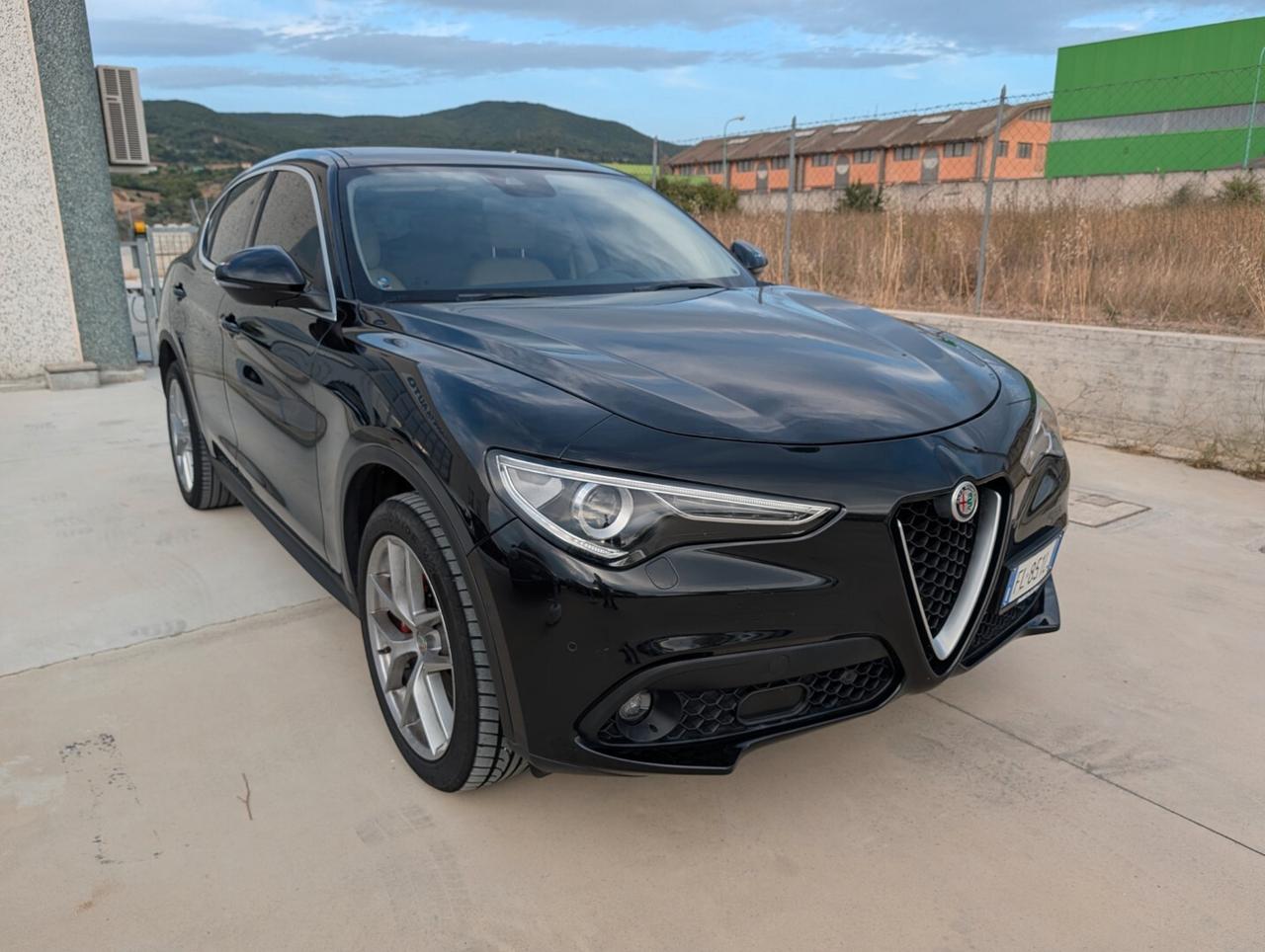 Alfa Romeo Stelvio 2.2 Turbodiesel 180 CV AT8 Q4 Super