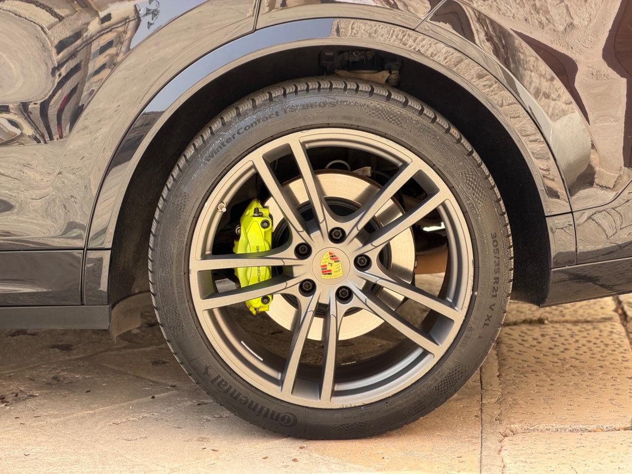 Porsche Cayenne COUPE 3.0 V6 462 CV E-HYBRID