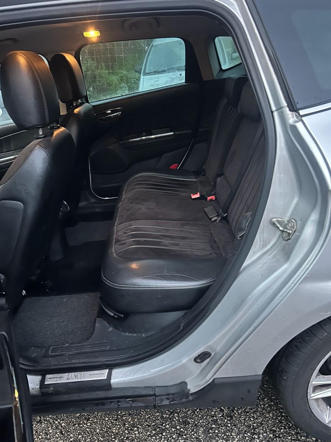 Lancia Delta 1.6 MJT DPF Gold