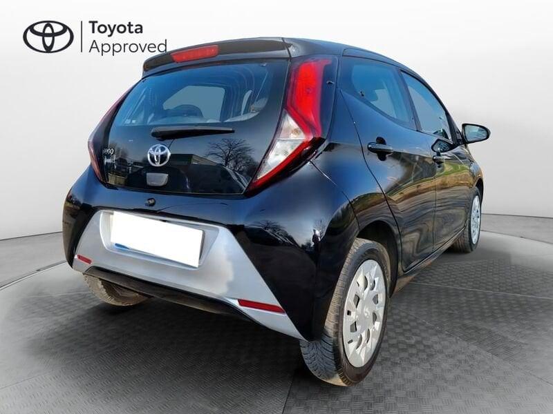 Toyota Aygo 1.0 72 CV x-play