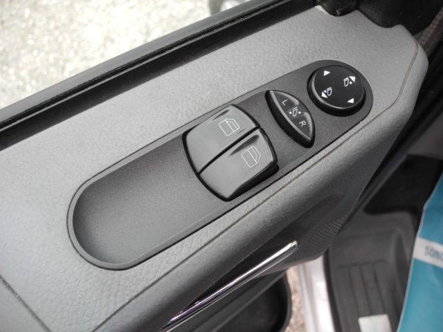 MERCEDES-BENZ VIANO 3.0 V6 MarcoPolo WestFalia-6p.-GANCIO TRAINO
